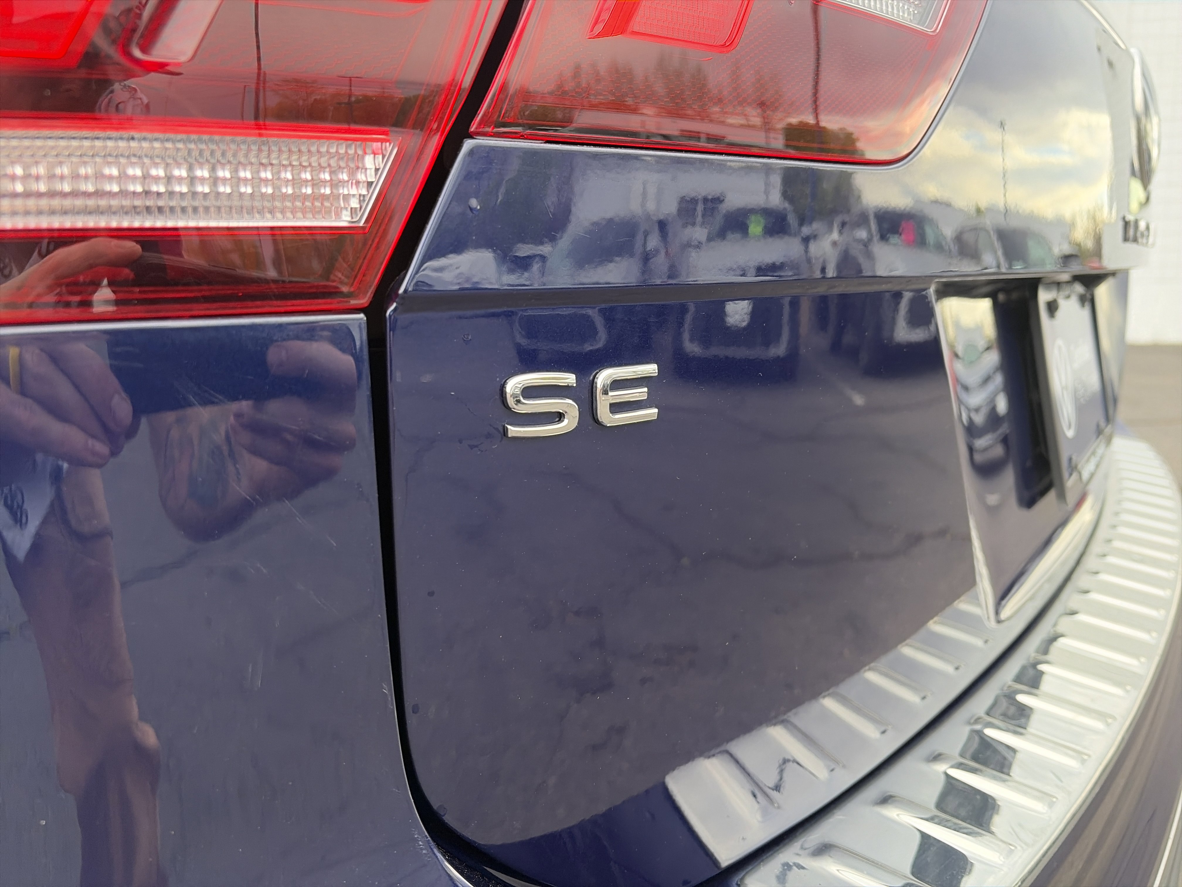 Used 2022 Volkswagen Tiguan SE image 27