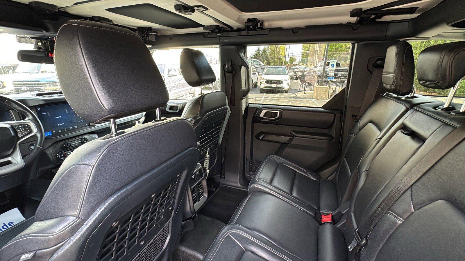 Certified 2025 Ford Bronco Badlands AWD/4WD image 29