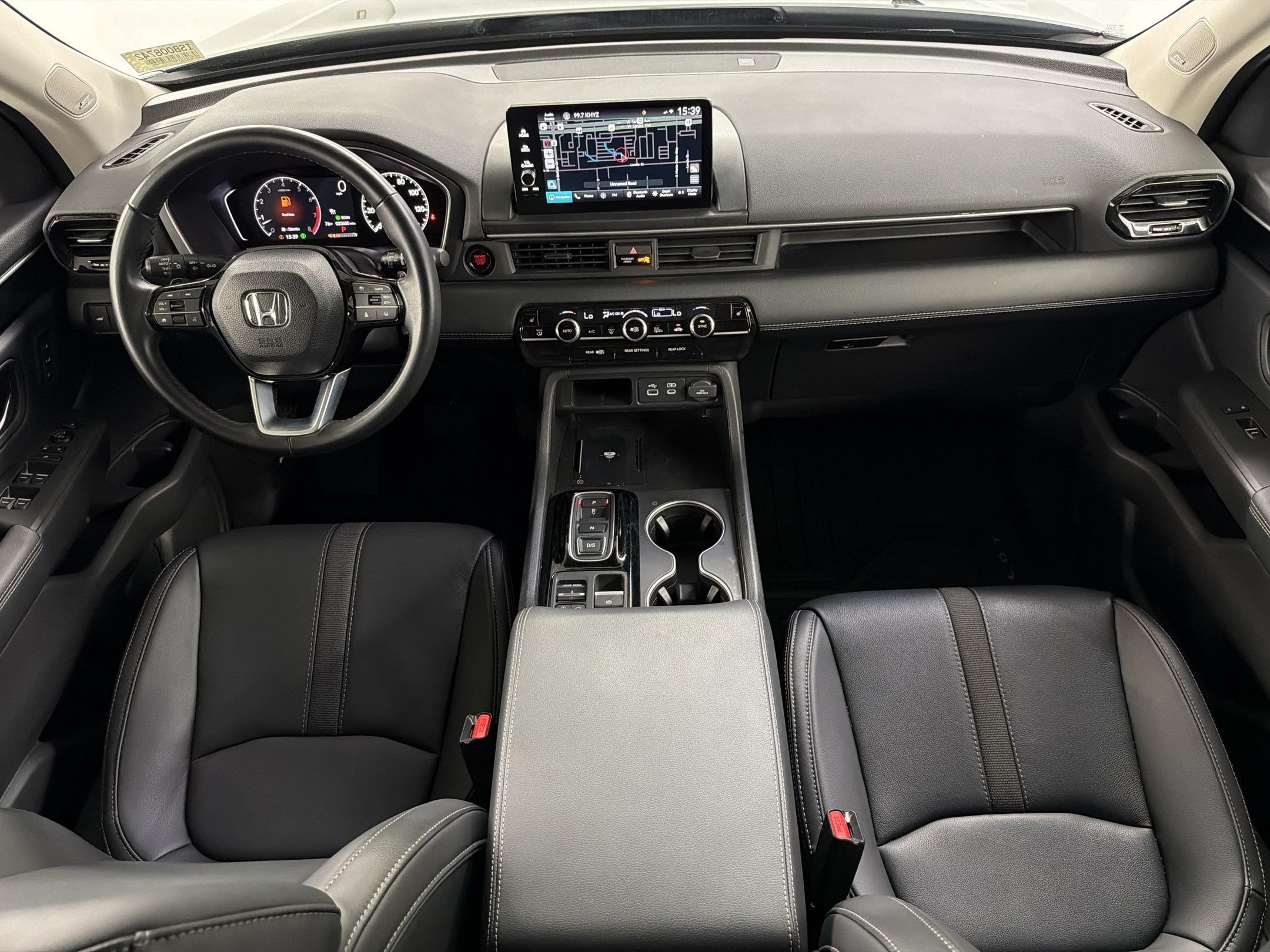 Certified 2025 Honda Pilot Touring image 16