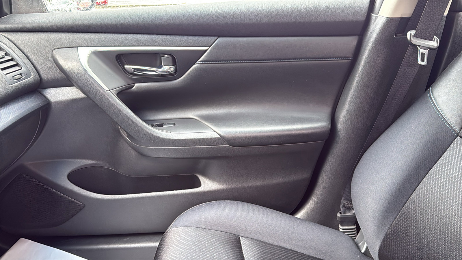 Used 2018 Nissan Altima 2.5 SR FWD image 18