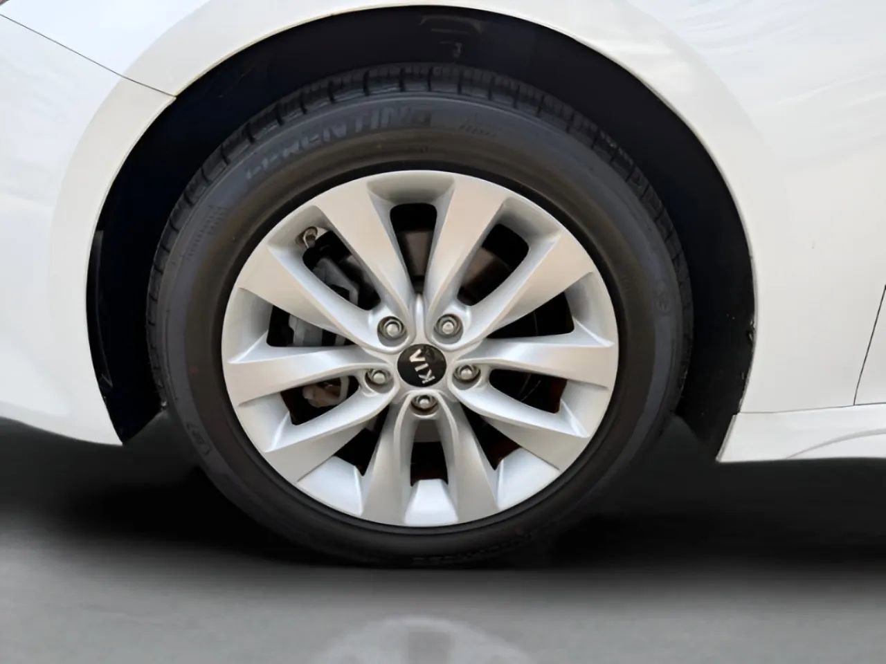 Used 2016 Kia Optima EX w/ Premium Package FWD image 38