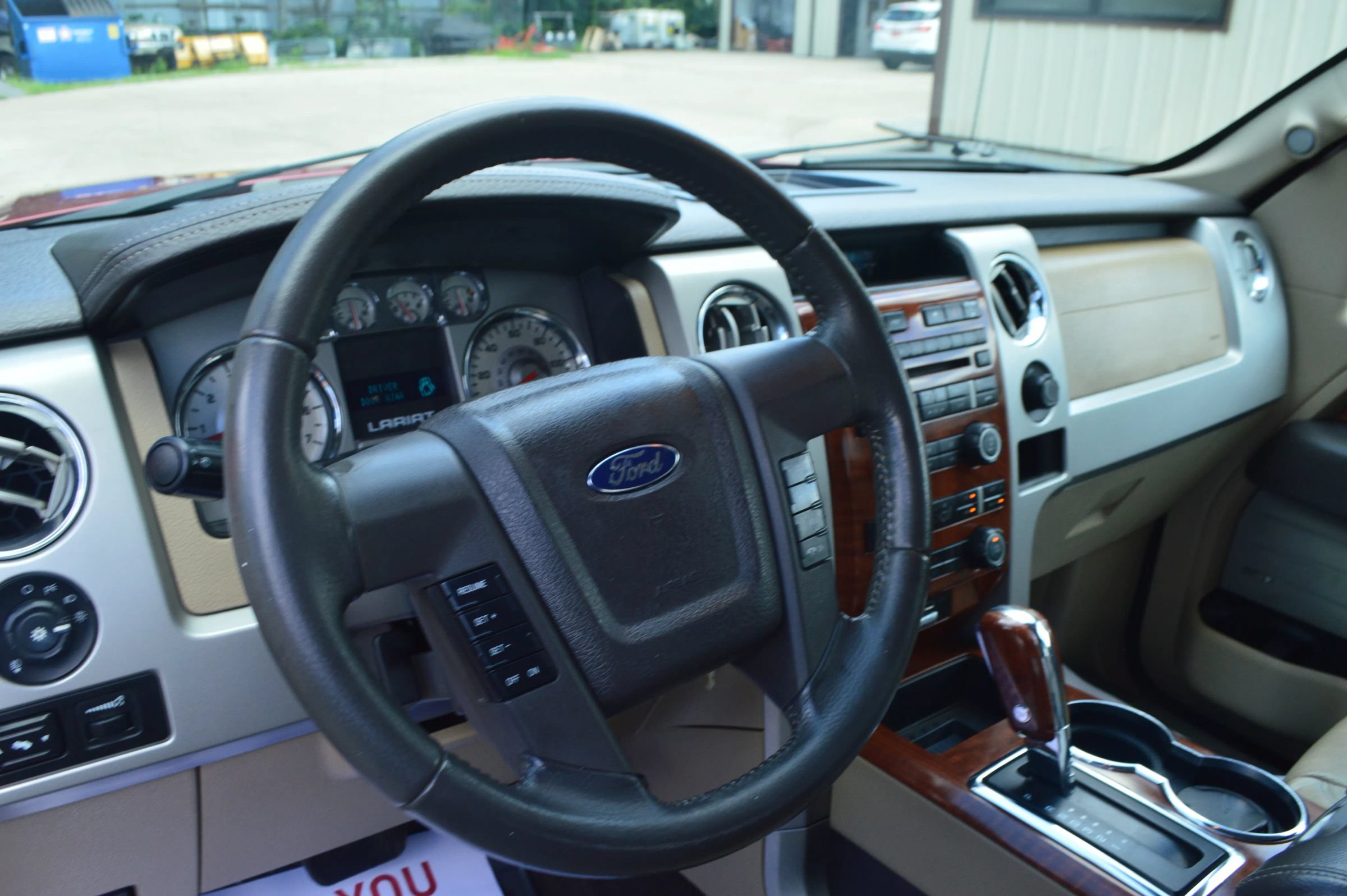 Used 2009 Ford F150 Lariat AWD/4WD image 16
