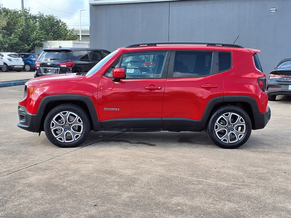 Used 2015 Jeep Renegade Latitude FWD image 5