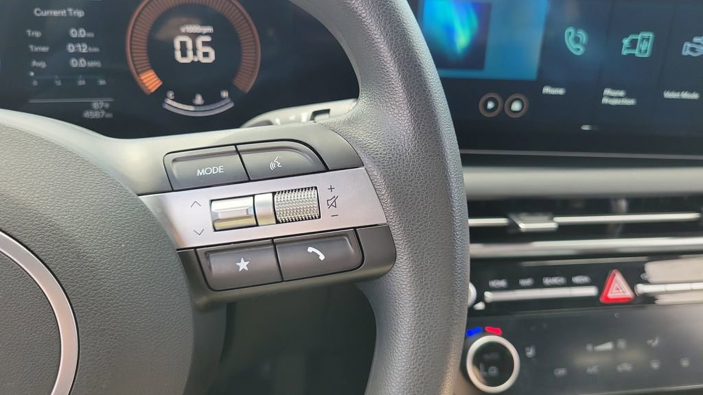 Used 2026 Hyundai Santa Cruz SEL image 27