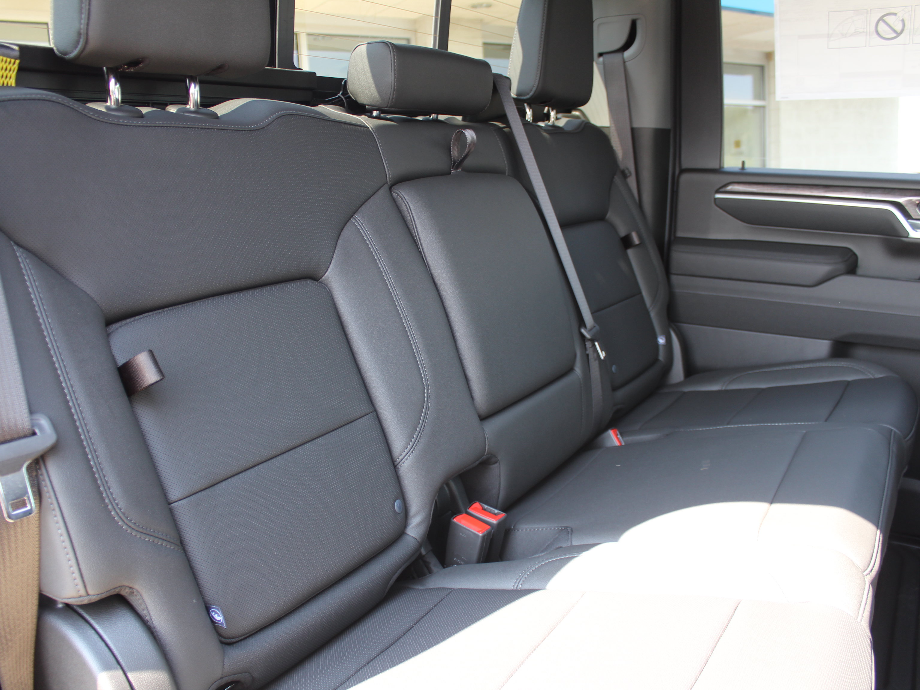 New 2026 Chevrolet Silverado 2500 LTZ w/ LTZ Convenience Package AWD/4WD image 21
