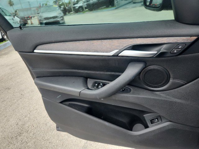 Used 2017 BMW X1 sDrive28i FWD image 4