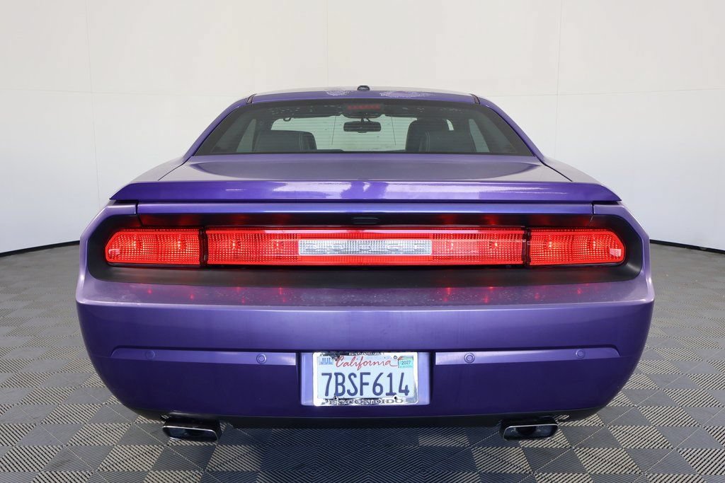 Used 2013 Dodge Challenger R/T RWD image 5