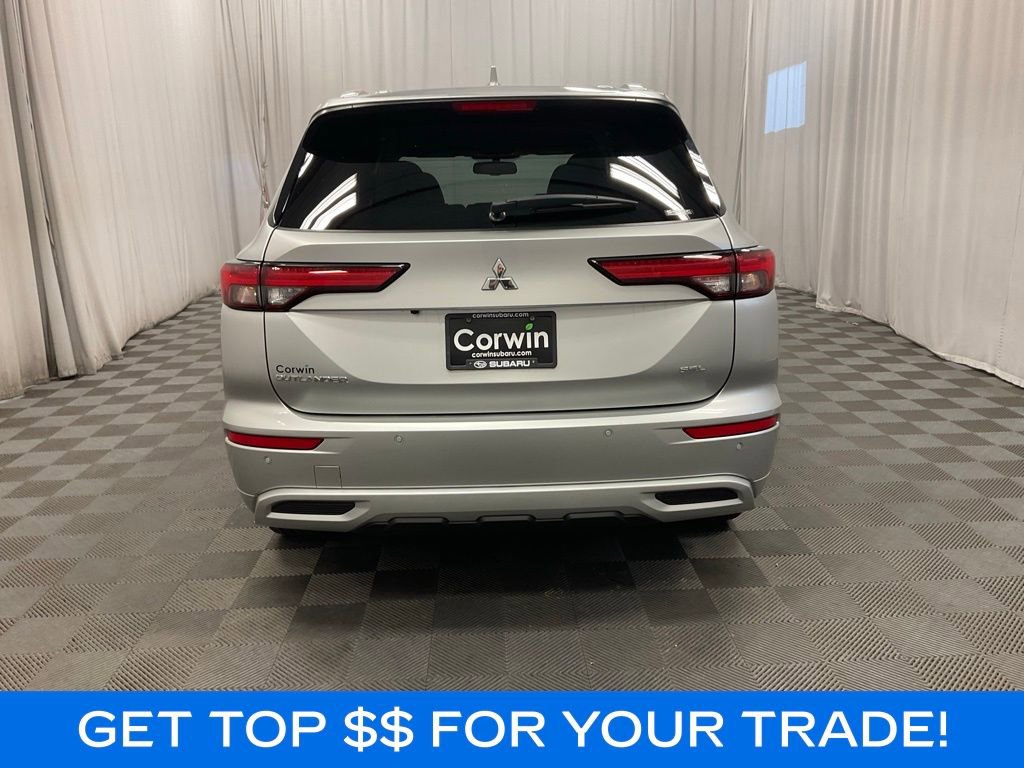 Used 2022 Mitsubishi Outlander SEL AWD/4WD image 3