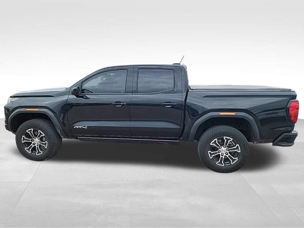 Used 2023 GMC Canyon AT4 w/ AT4 Premium Package AWD/4WD image 10