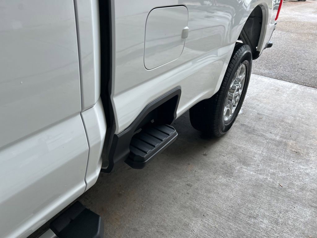 Used 2025 Ford F250 XLT image 16