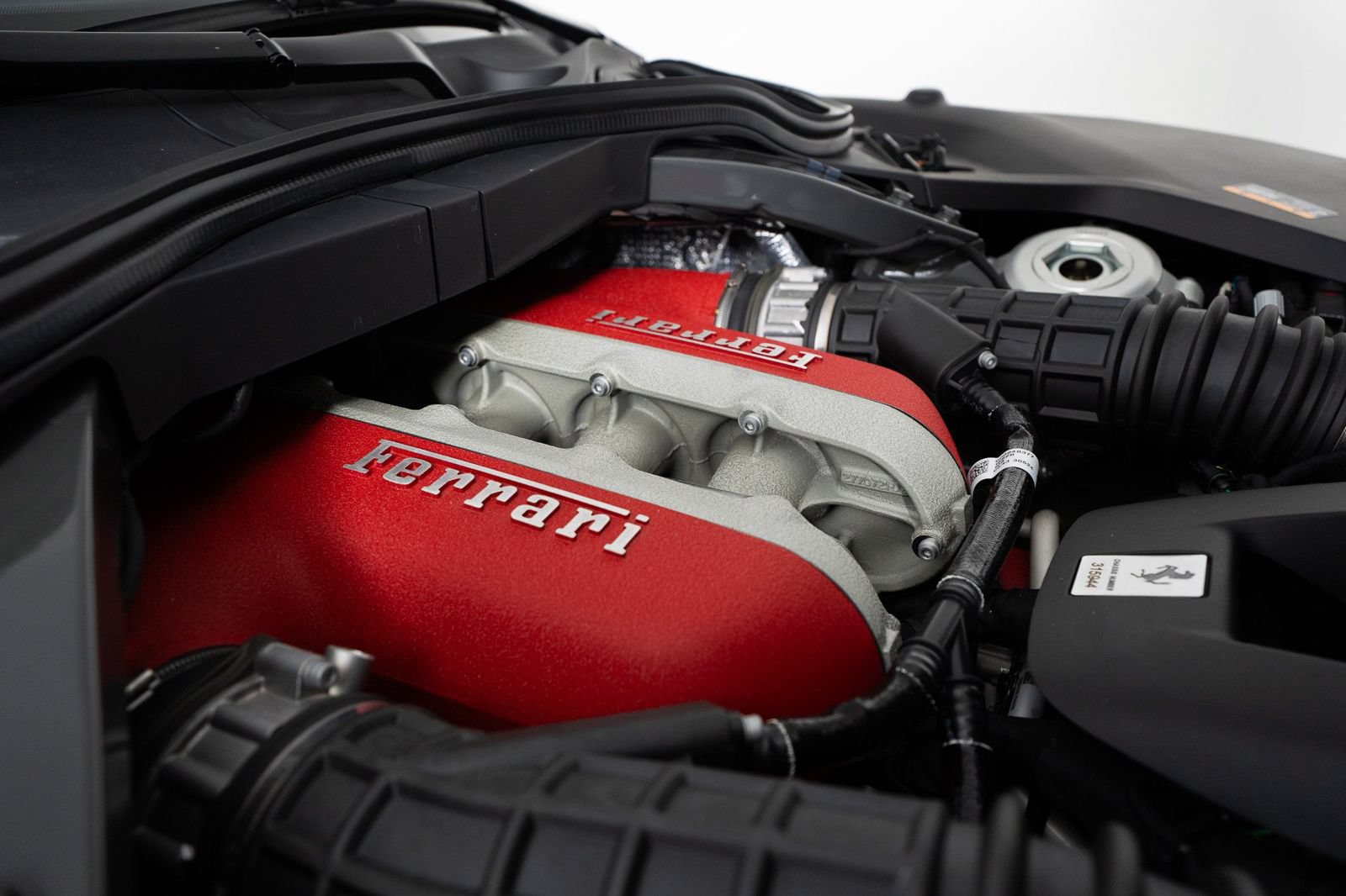 Certified 2025 Ferrari Purosangue AWD/4WD image 63