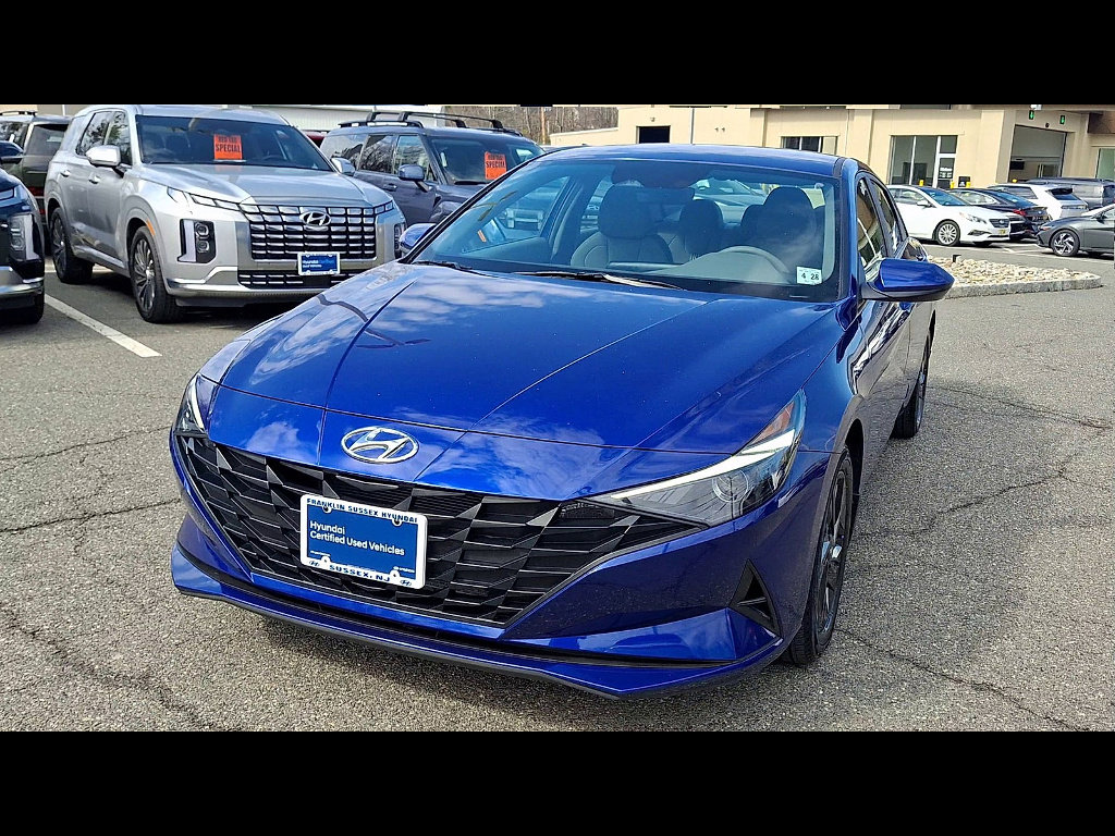 Certified 2023 Hyundai Elantra SEL image 4