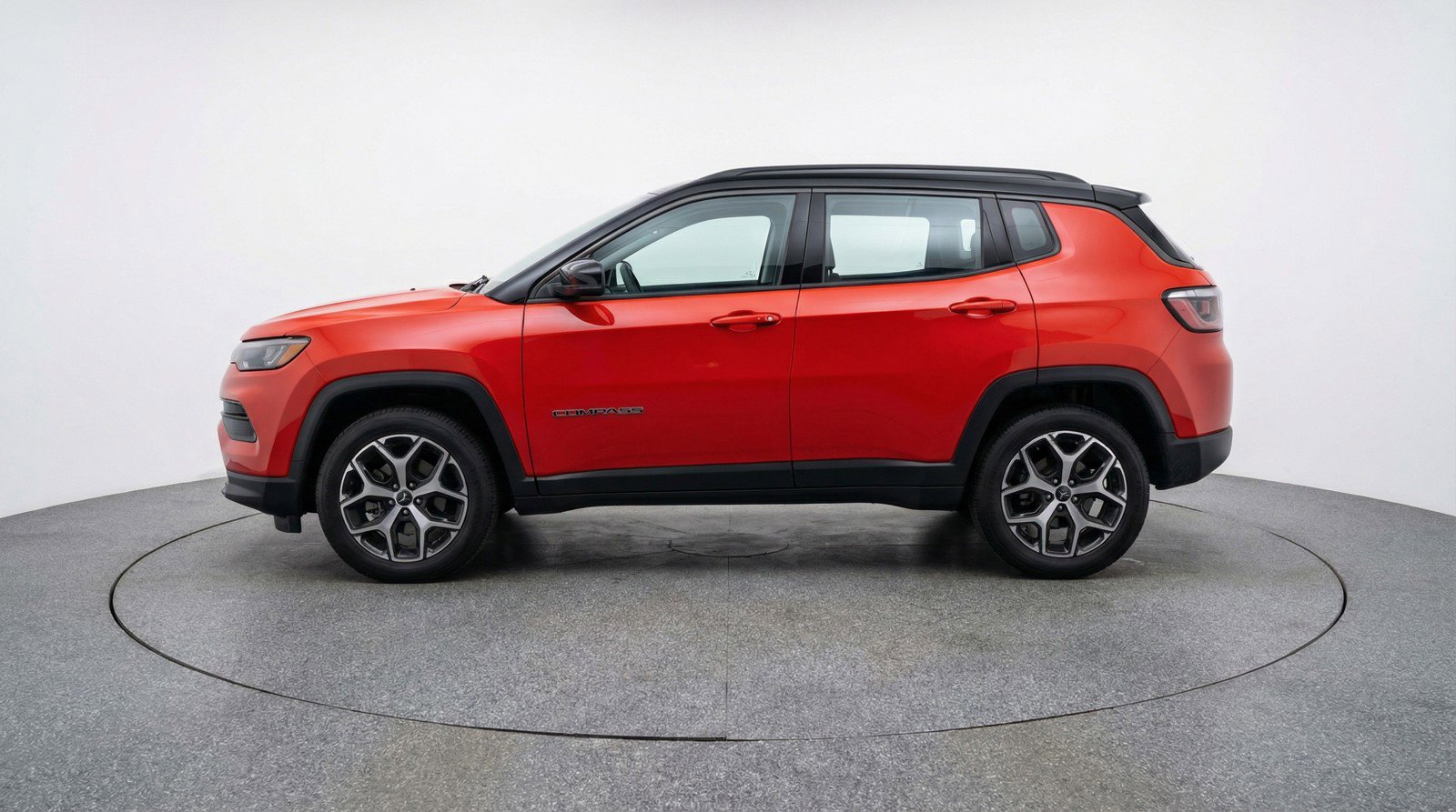 Used 2025 Jeep Compass Limited image 5