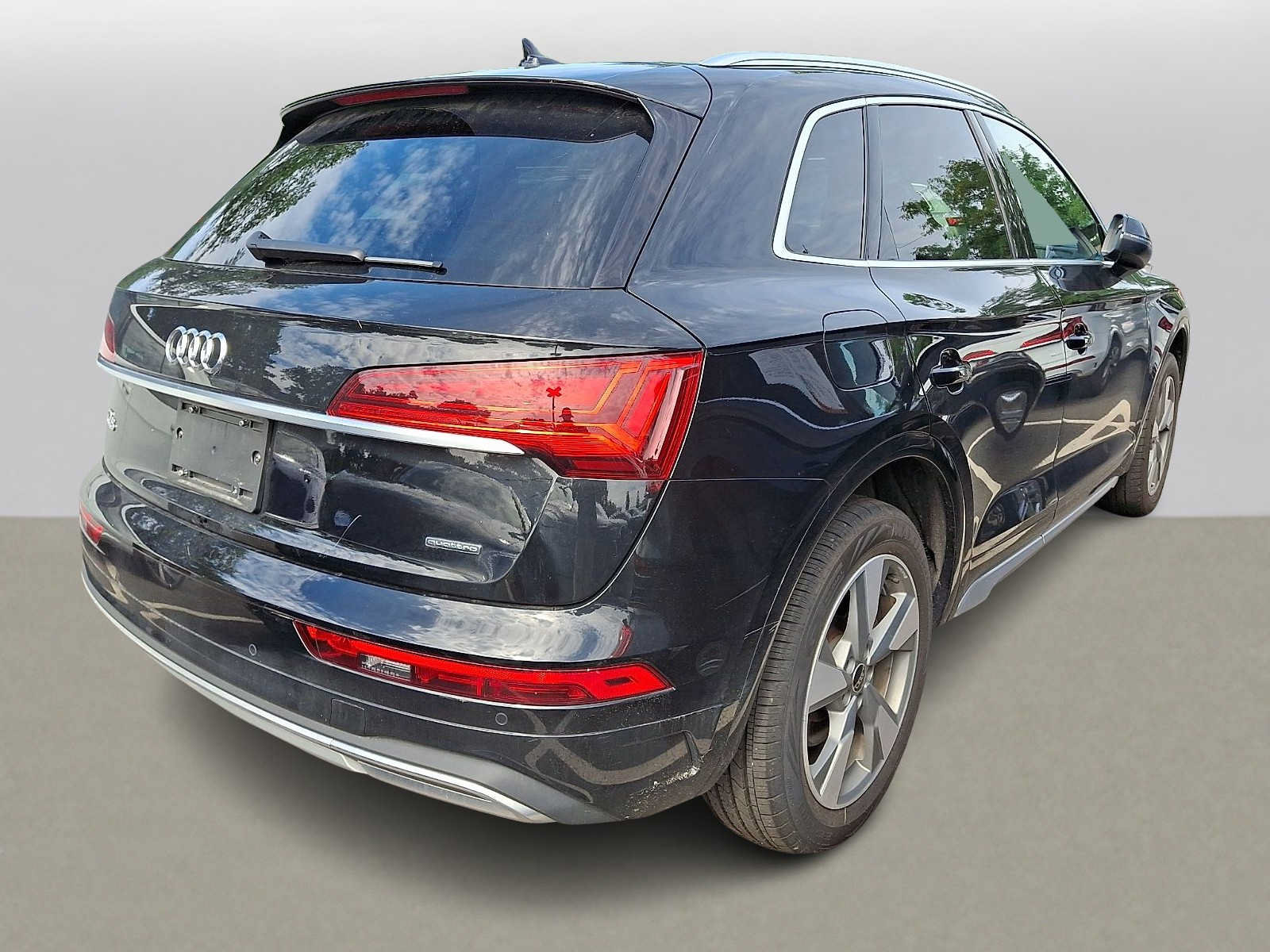 Used 2024 Audi Q5 2.0T Premium AWD/4WD image 3