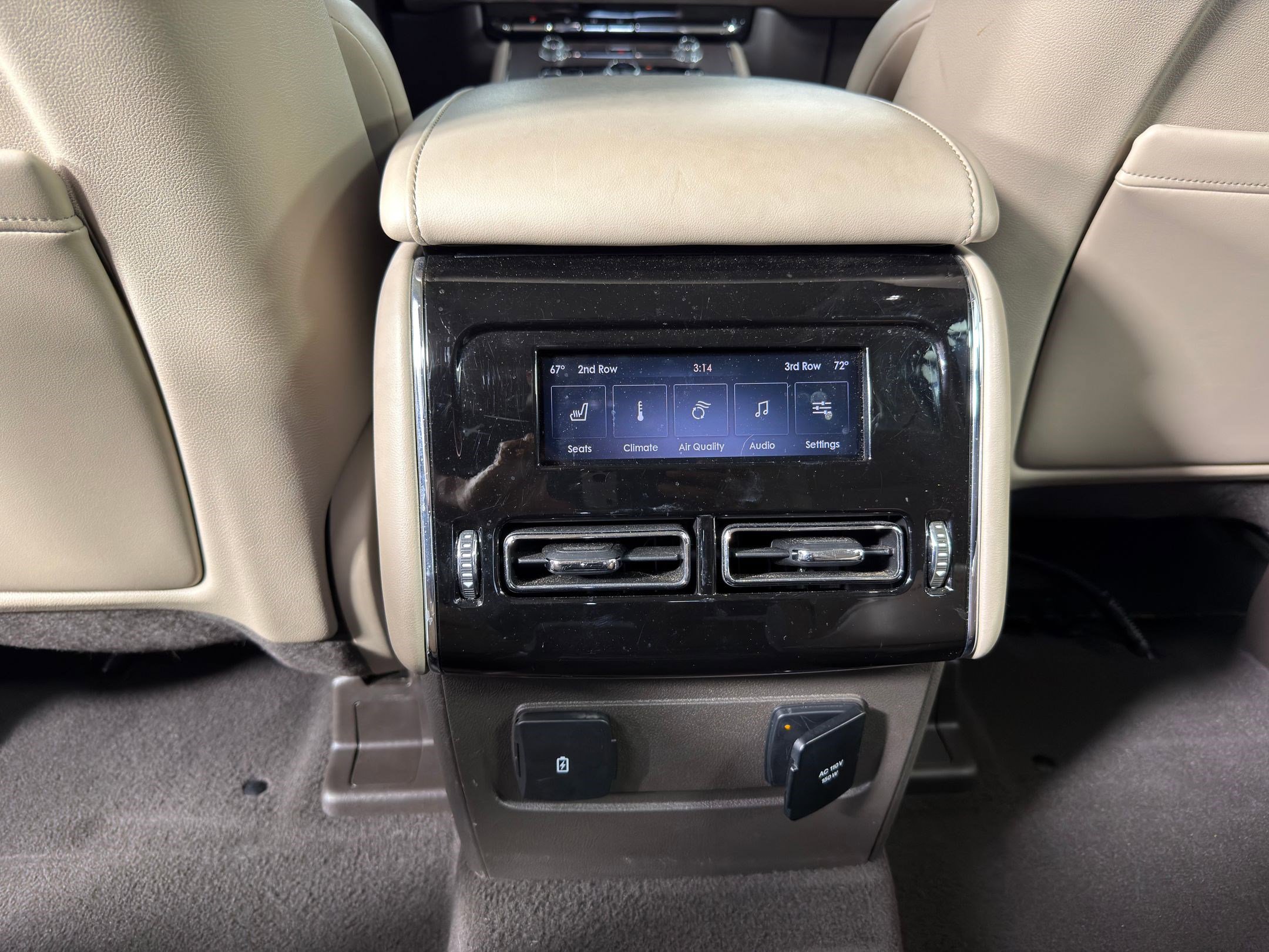 Used 2022 Lincoln Aviator Reserve w/ Equipment Group 201A AWD/4WD image 29