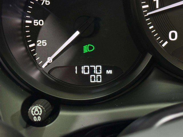 Used 2024 Porsche Macan image 45