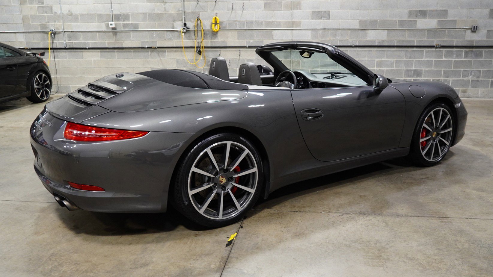 Used 2013 Porsche 911 Carrera S image 7