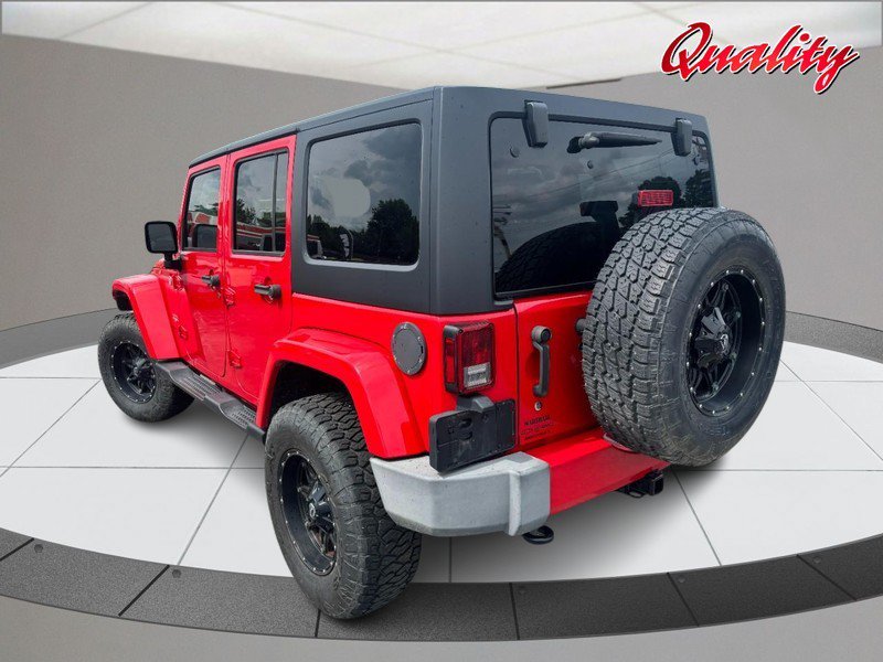 Used 2018 Jeep Wrangler Unlimited Sahara w/ Connectivity Group AWD/4WD image 5