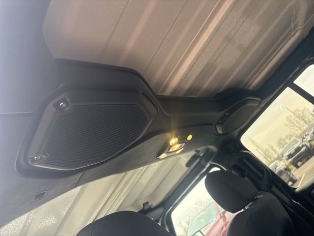 Used 2022 Jeep Wrangler Unlimited Sport image 28