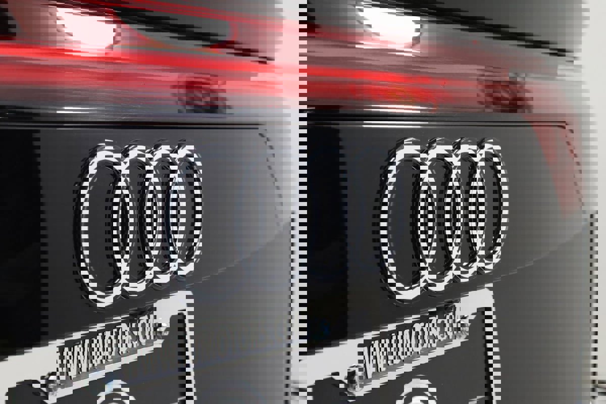 Used 2024 Audi SQ8 Premium Plus image 70