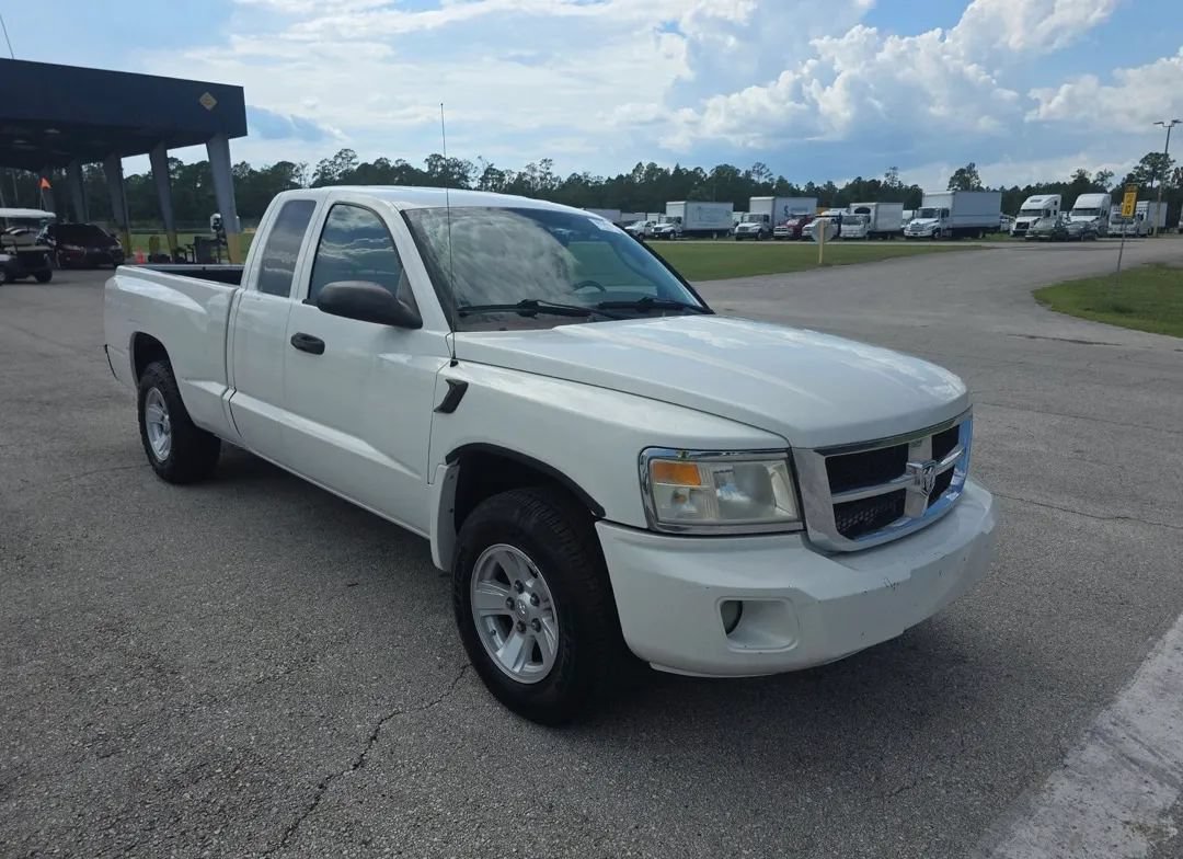 Used 2008 Dodge Dakota SLT RWD image 4