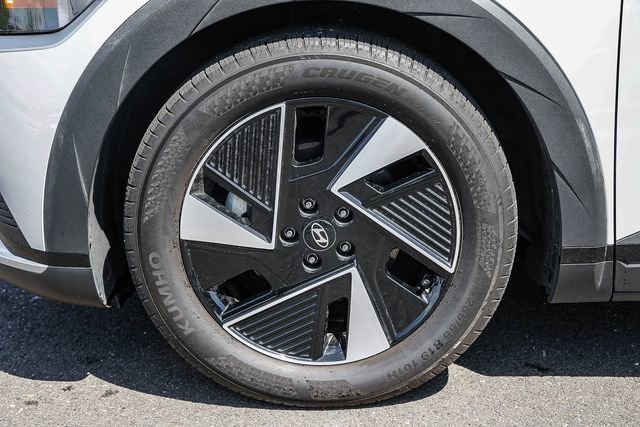 Certified 2025 Hyundai Ioniq 5 SEL RWD image 11