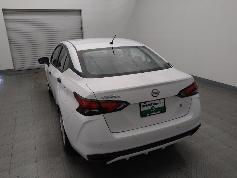 Used 2023 Nissan Versa S FWD image 6