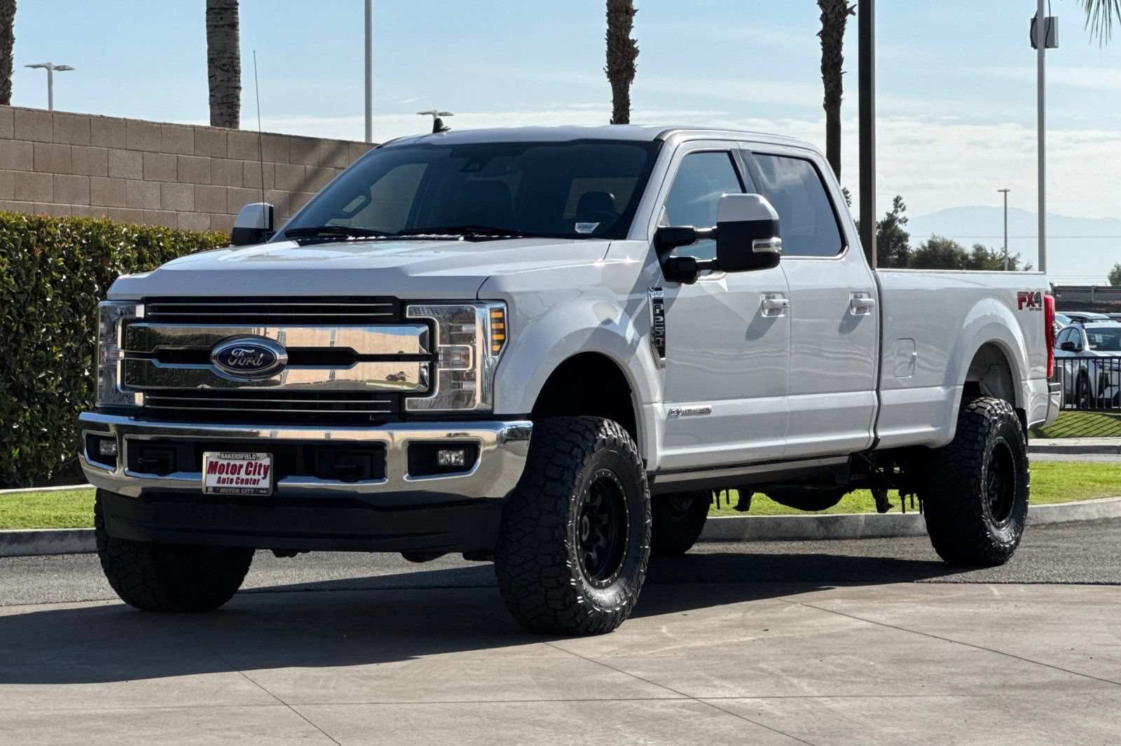 Used 2019 Ford F250 Lariat w/ Lariat Ultimate Package AWD/4WD image 8