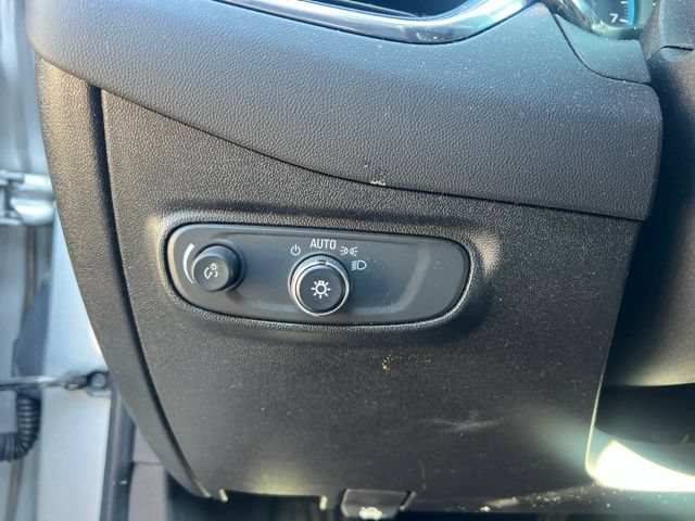Used 2018 Chevrolet Equinox LT AWD/4WD image 23