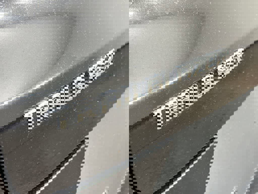 Used 2023 Chevrolet TrailBlazer LT w/ Convenience Package FWD image 7