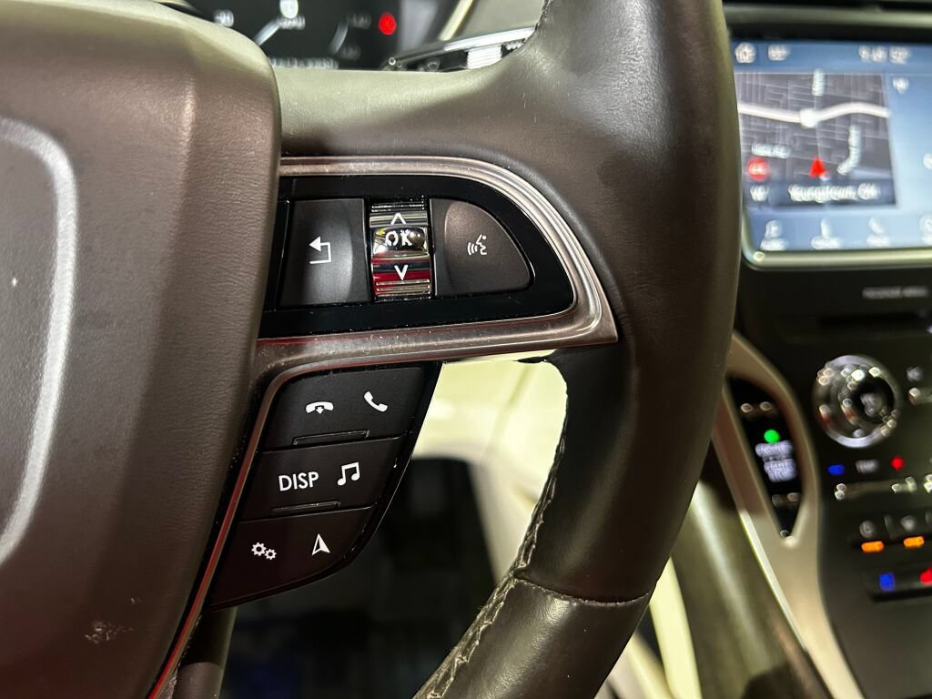 Used 2020 Lincoln Nautilus Reserve AWD/4WD image 10