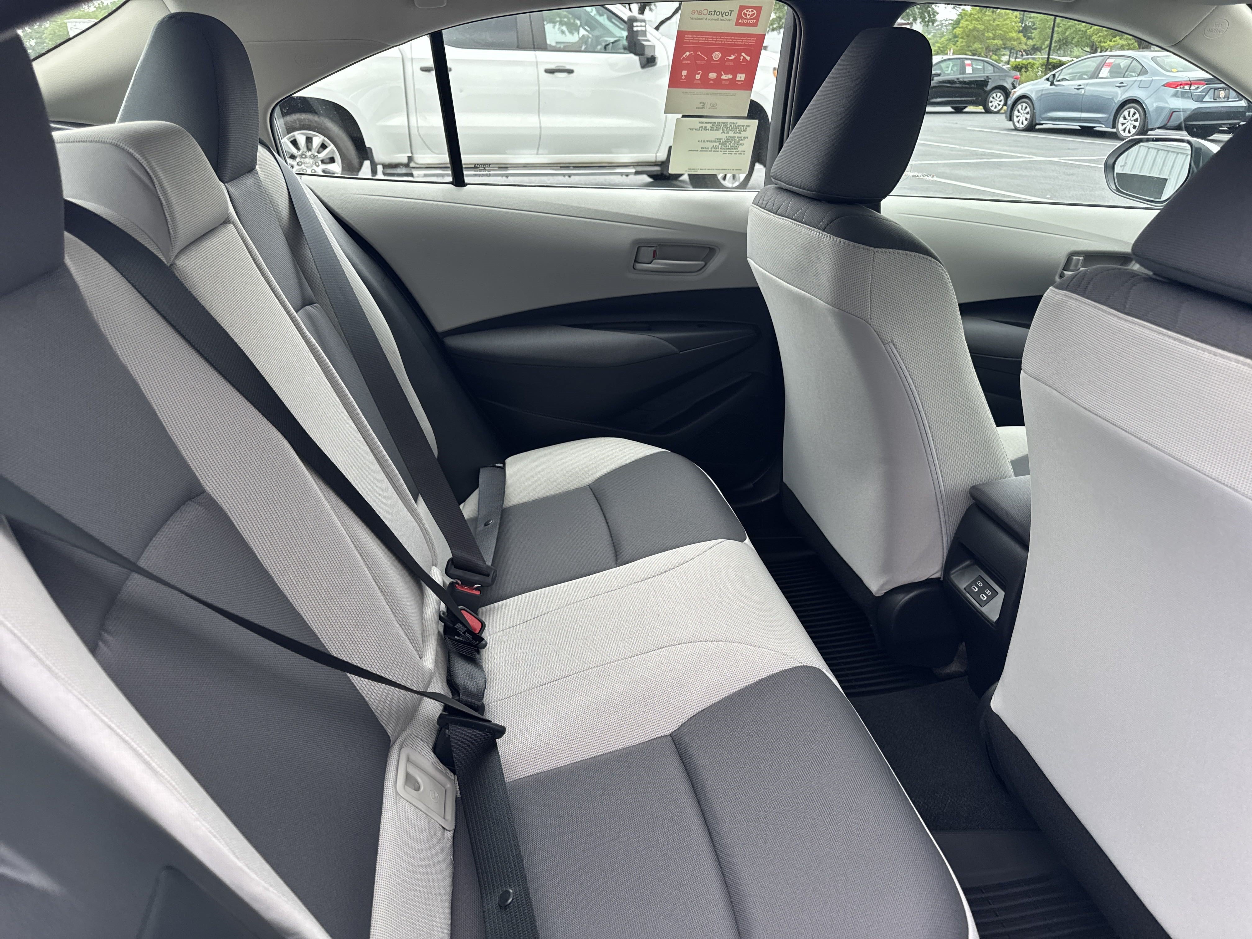 New 2025 Toyota Corolla LE w/ Convenience Package FWD image 27