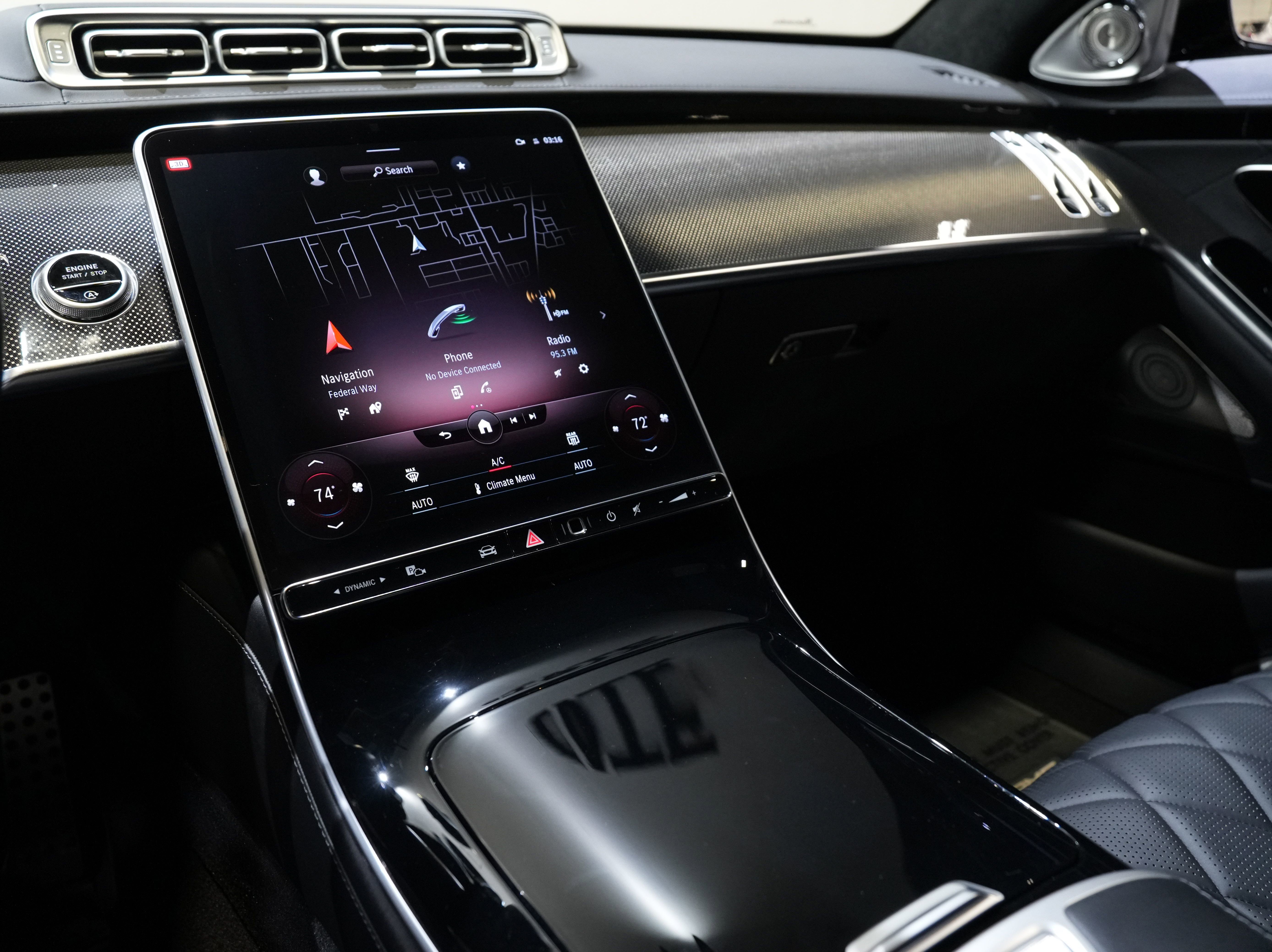 Used 2022 Mercedes-Benz S 580 4MATIC Sedan w/ AMG Line Package image 49