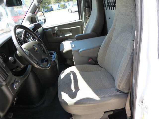 Used 2021 Chevrolet Express 2500 w/ Driver Convenience Package image 27