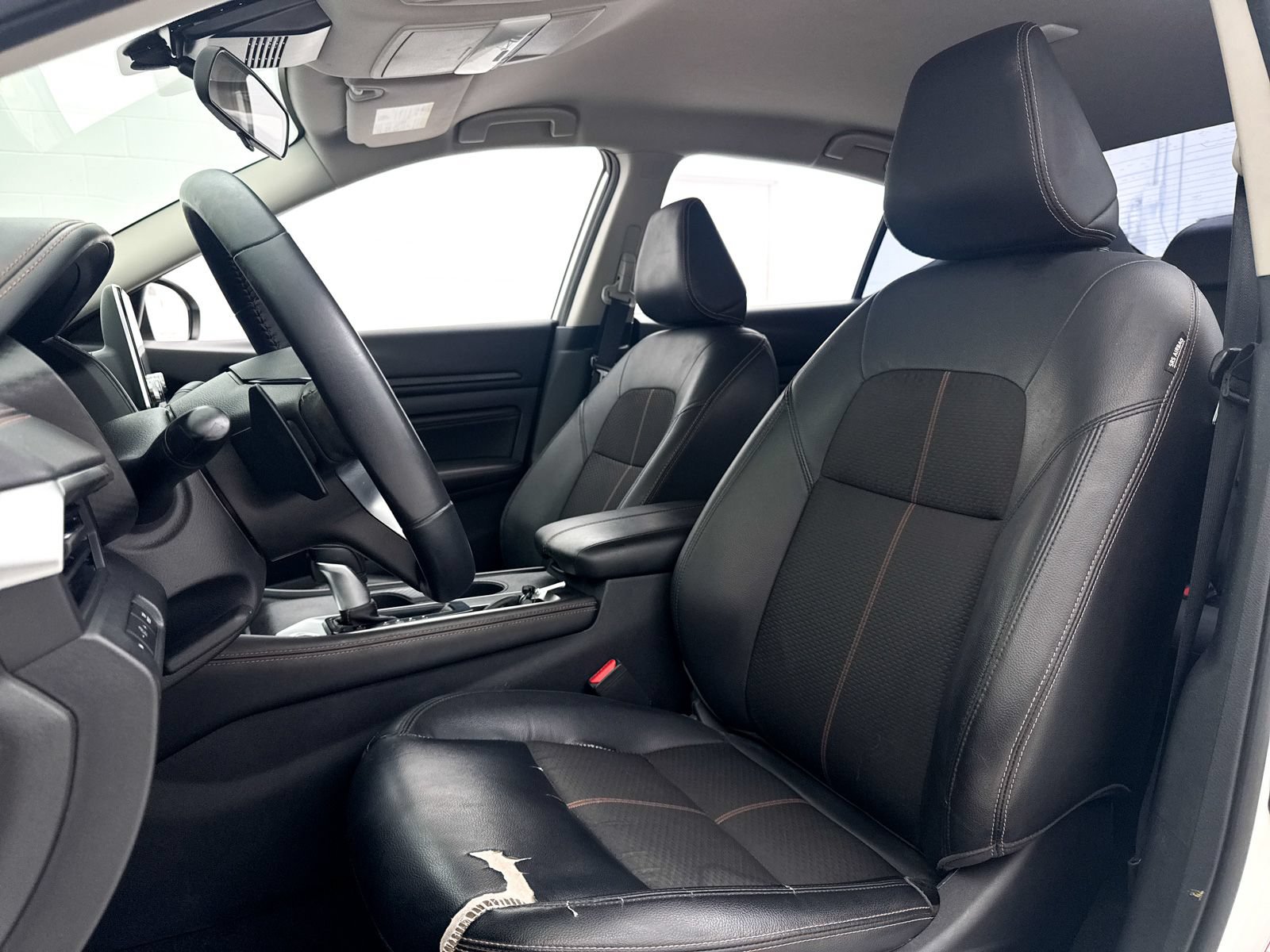Used 2020 Nissan Altima 2.5 SR FWD image 16