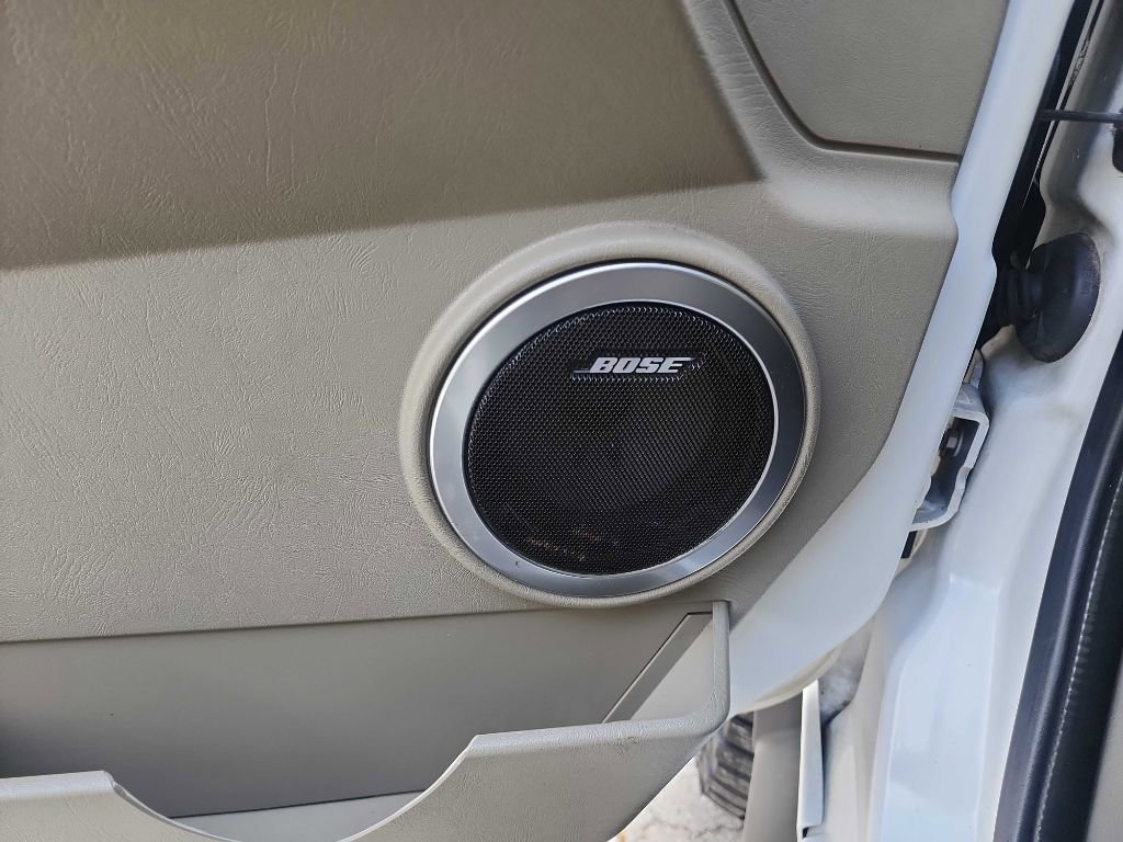 Used 2003 HUMMER H2 image 17