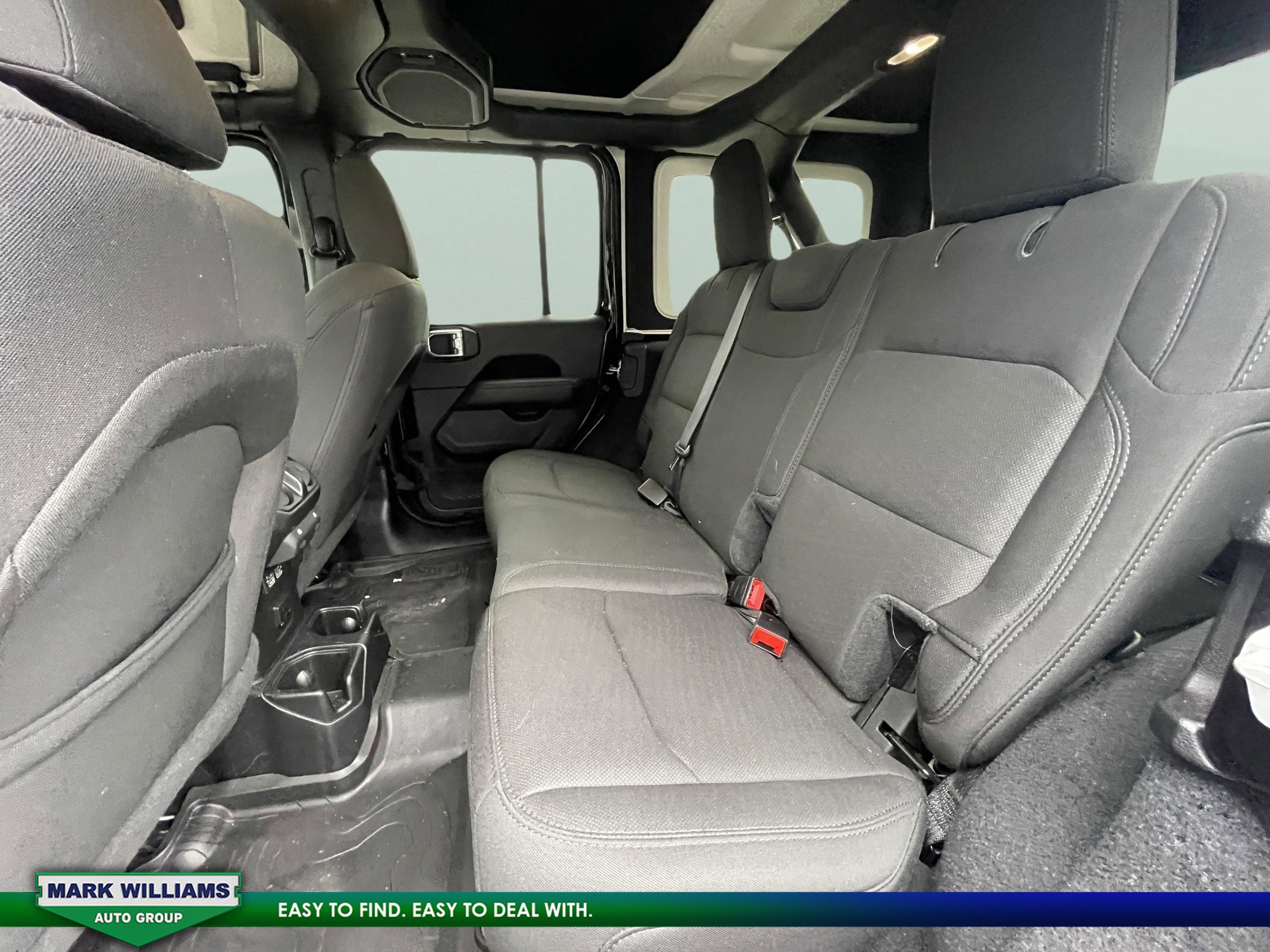 Used 2019 Jeep Wrangler Unlimited Sahara w/ Safety Group image 15