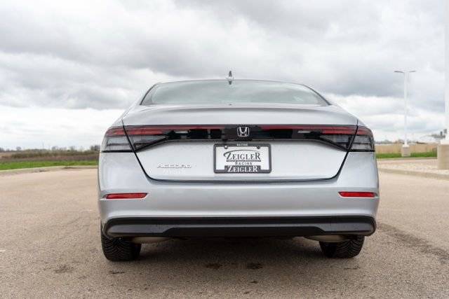 Used 2023 Honda Accord EX image 6