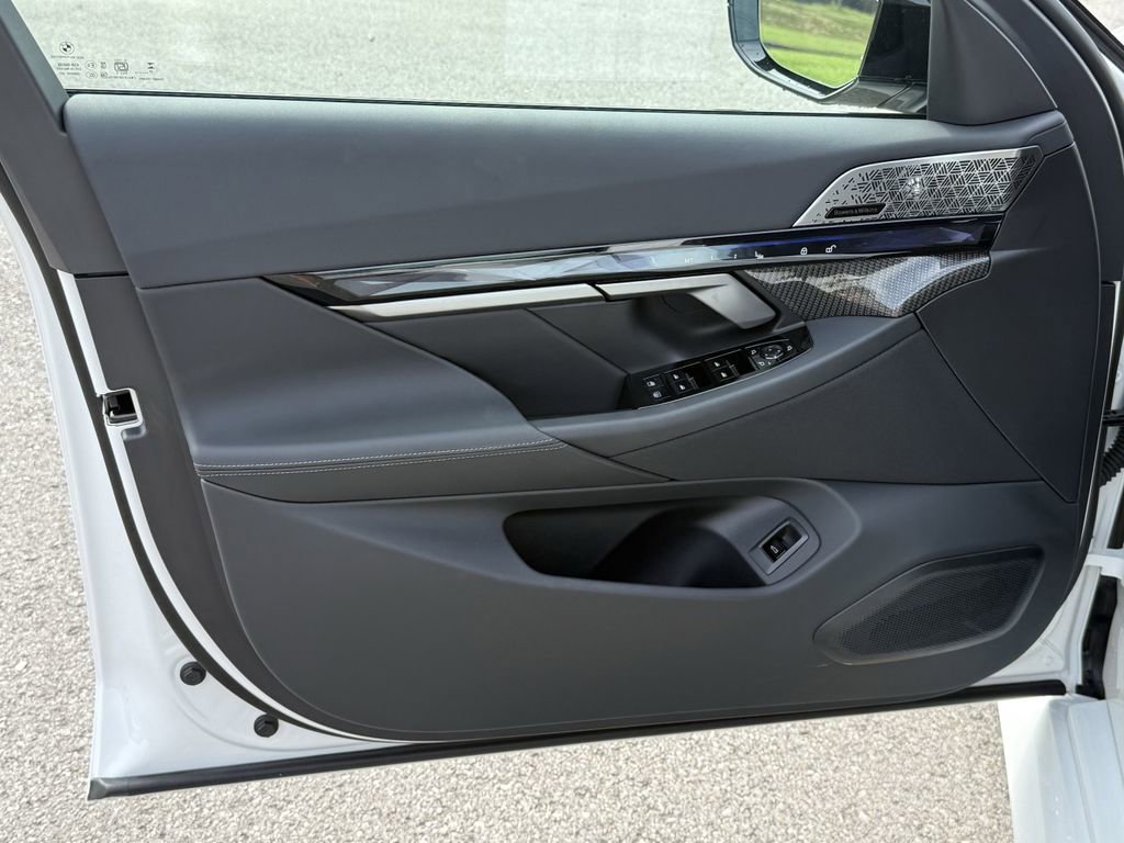 New 2026 BMW M5 w/ Executive Package image 14