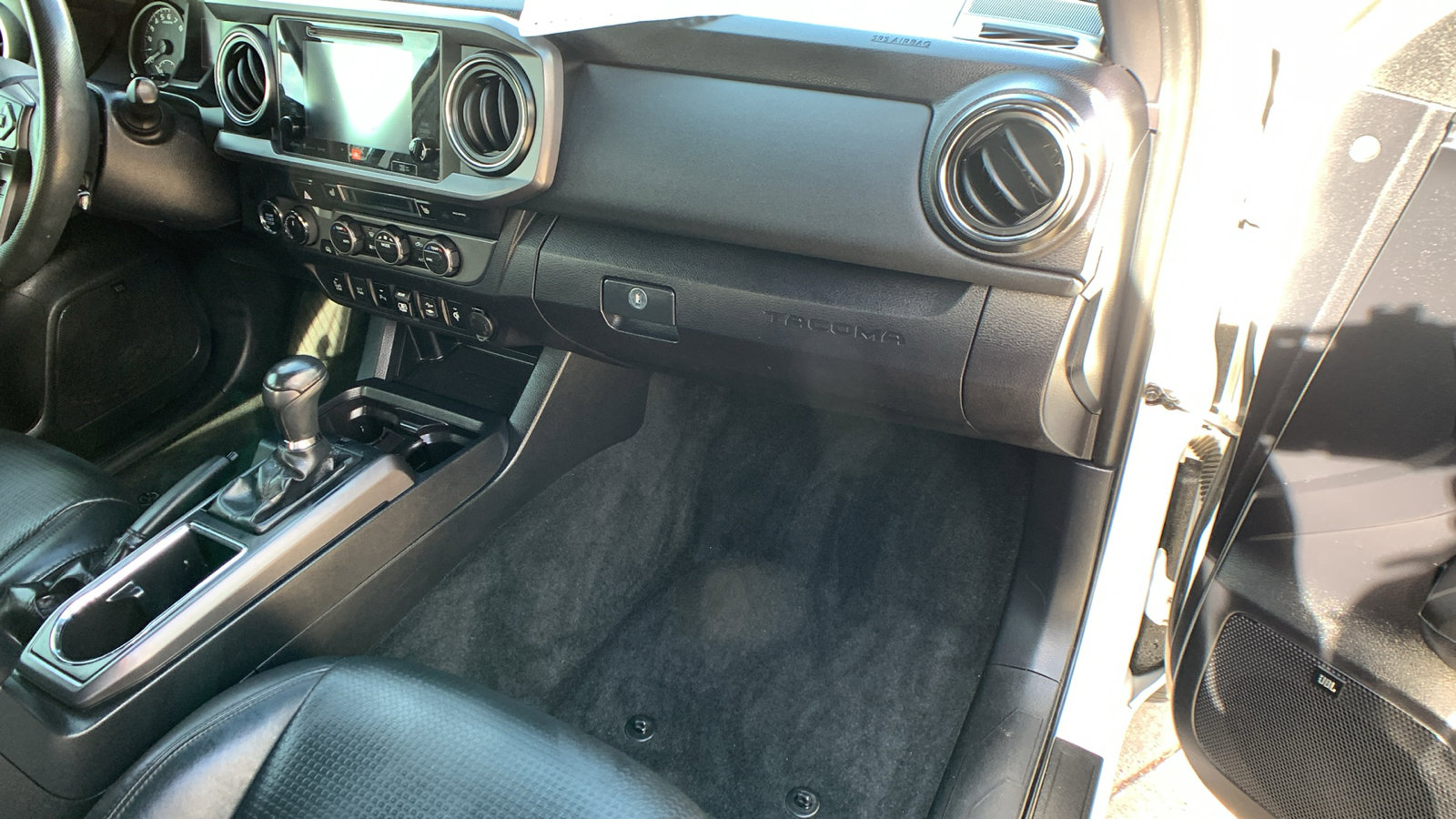 Used 2019 Toyota Tacoma TRD Off-Road image 22