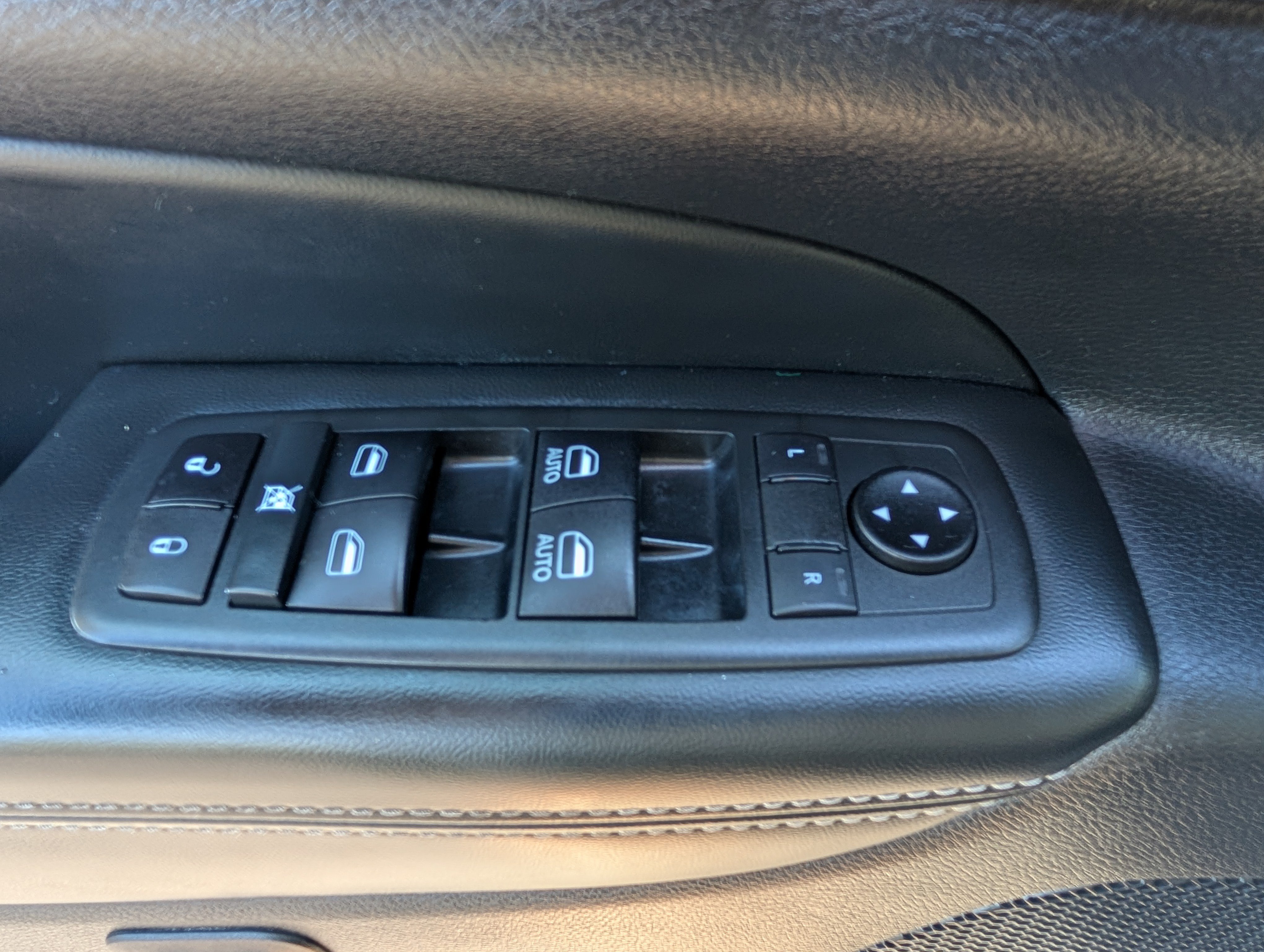 Used 2021 Jeep Grand Cherokee Limited w/ Quick Order Package 28K 80th AWD/4WD image 20