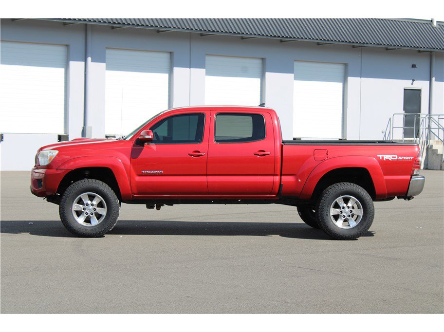 Used 2014 Toyota Tacoma 4x4 Double Cab image 2