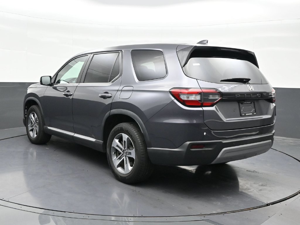Used 2023 Honda Pilot EX-L image 3