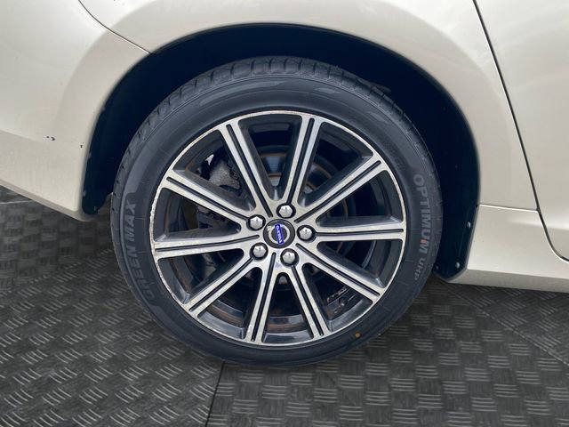 Used 2018 Volvo S60 T5 Inscription image 34