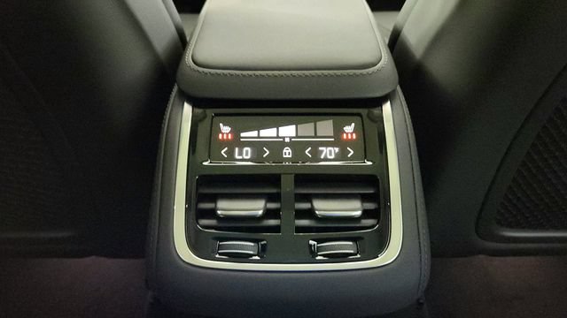New 2026 Volvo XC90 T8 Plus w/ Protection Package AWD/4WD image 32