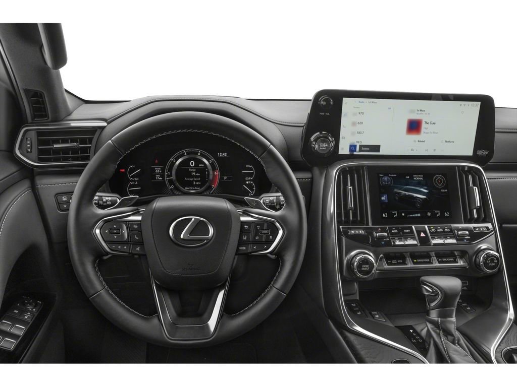 New 2025 Lexus LX 600 4WD w/ Luxury Package image 4