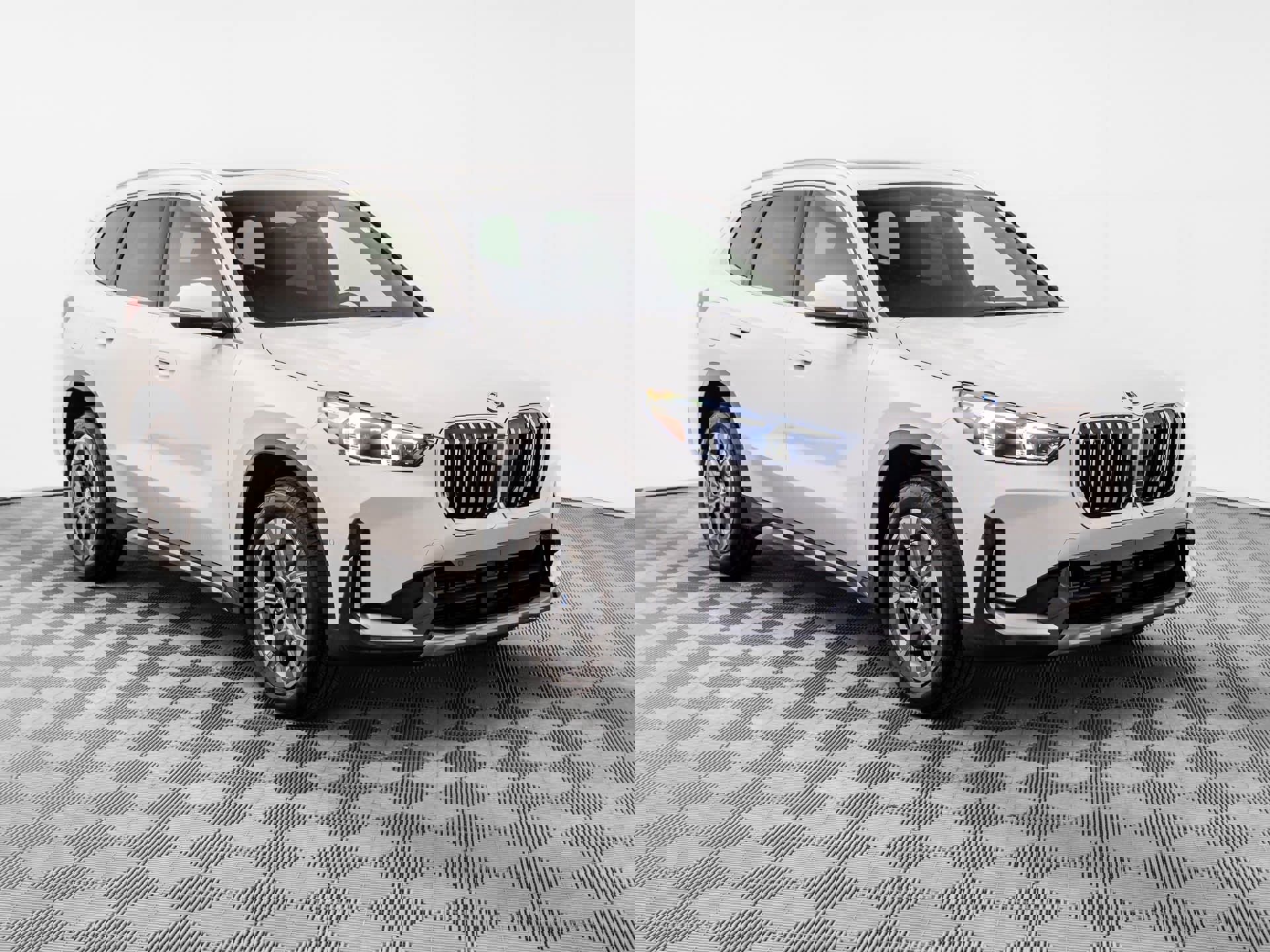 New 2026 BMW X1 xDrive28i w/ Technology Package image 8