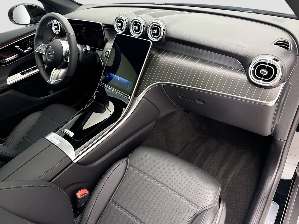Certified 2026 Mercedes-Benz GLC 300 4MATIC image 16
