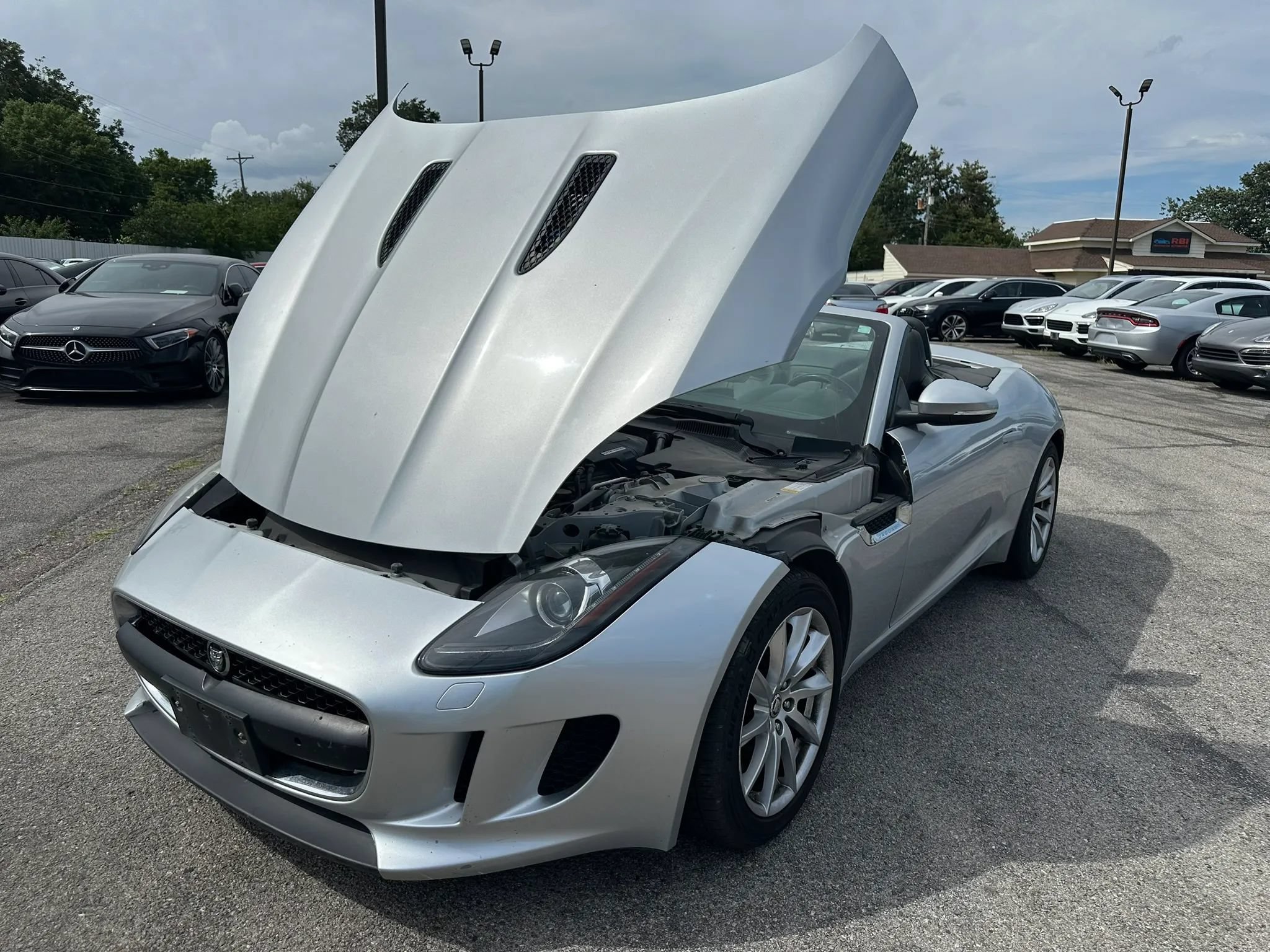 Used 2014 Jaguar F-TYPE Convertible RWD image 32