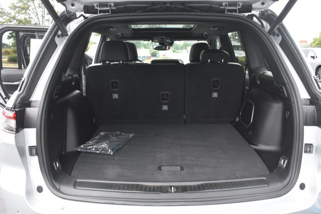Used 2024 Jeep Grand Cherokee Limited 4xe AWD/4WD image 17